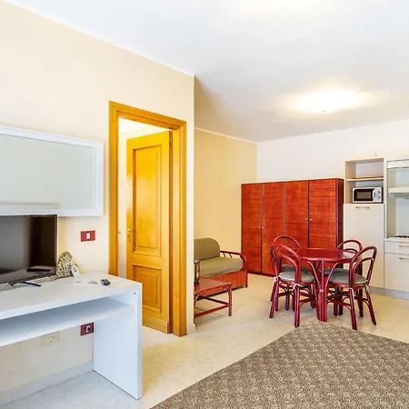 Residence, Seaside Apartment